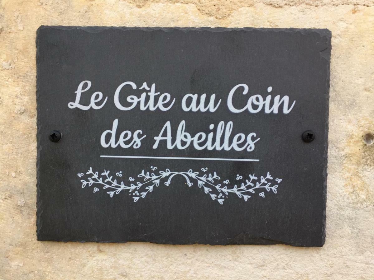 La Caillère Le Gite Au Coin Des Abeilles מראה חיצוני תמונה